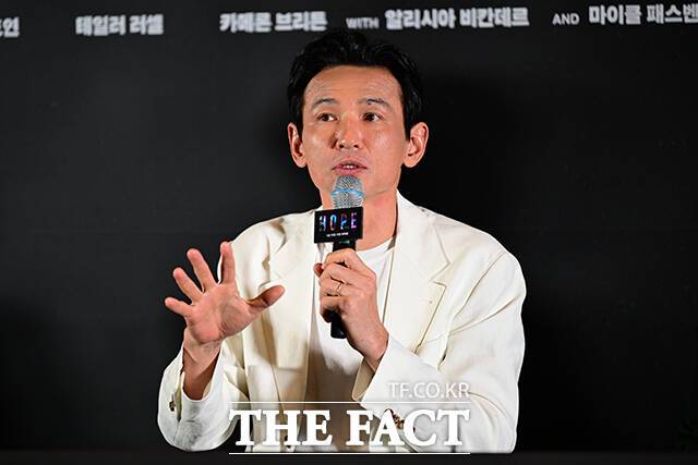 배우 황정민 소속사가 피고인 A 씨의 판결과 관련해 "사법부의 판단을 깊이 존중한다"고 밝혔다. 사진은 지난 7월 6일 오후 서울 강남구 코엑스 메가박스에서 열린 영화 '호프'의 언론시사 겸 기자간담회에 참석한 모습. /남윤호 기자