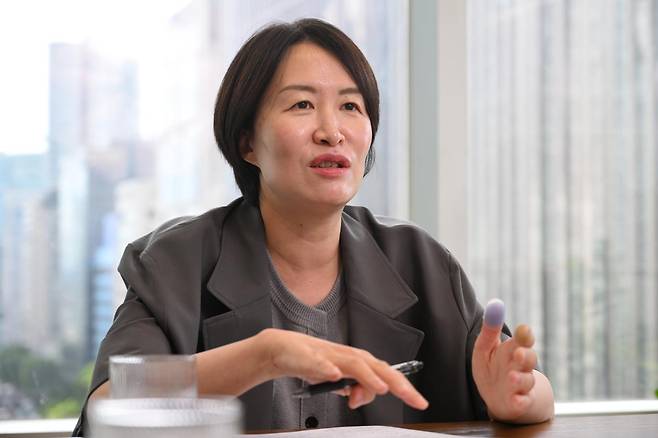 지난달 10일 서울 강남구 더킴로펌 사무실에서 부산 돌려차기 사건 수사 검사였던 김세희 변호사가 본보와 인터뷰하고 있다. 장련성 기자