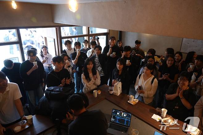 10일 서울 성수동 기아 채용 팝업 스토어에서 예비 지원자들이 '모닝 레이브' 행사에 참가한 모습(기아 제공)