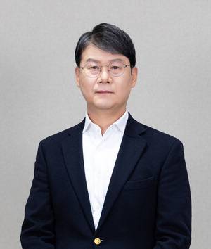 윤효준 전무