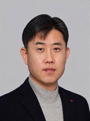정재웅 전무
