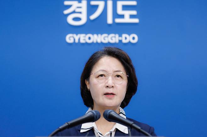 추미애 경기지사가 지난달 5일 경기도청 브리핑룸에서 경기도 재정 관련 기자회견을 하는 모습. 경기도 제공