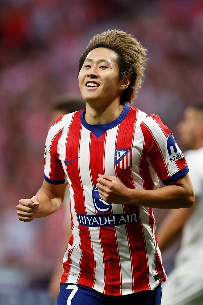 ▲ 아틀레티코 마드리드가 오사수나를 4-0으로 눌러버린 밤, 이강인은 승리 주연을 넘어 다가올 레알 마드리드전 선발 자리를 예약하는 강한 메시지를 던졌다. ⓒ 연합뉴스/AFP