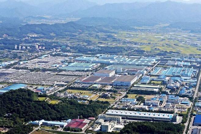 노후 산업단지의 경쟁력을 높이기 위한 정부 ‘노후 거점 산업단지 경쟁력 강화 사업지구’ 후보지로 선정된 전북 완주 일반산업단지 전경. 완주군 제공