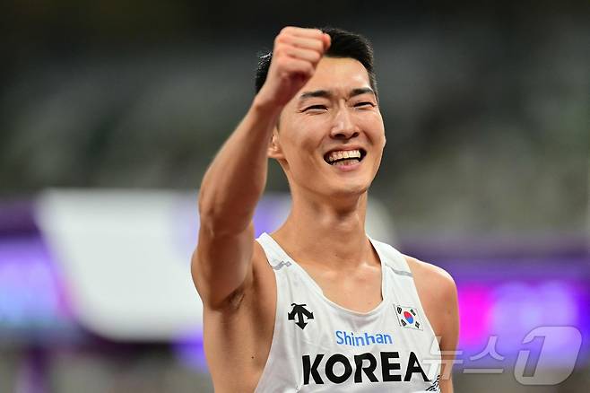 높이뛰기의 우상혁. . ⓒ AFP=뉴스1