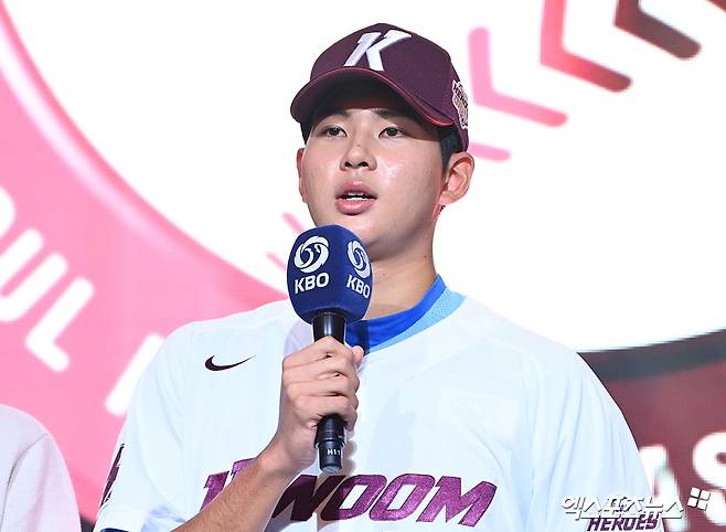 지난 21일 열린 2027 KBO 신인드래프트에서 1라운드 전체 1순위로 키움 히어로즈에 지명된 부산고 3학년 하현승. 사진 엑스포츠뉴스 DB