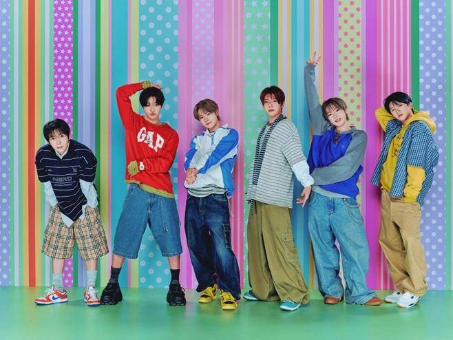 엔시티 위시와 킥플립이 일주일 간격으로 10월 가요계에 나란히 출격한다. SM엔터테인먼트 제공