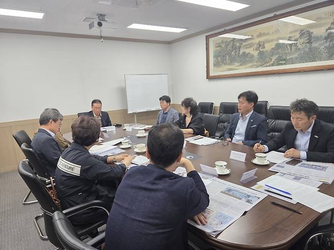 29일 열린 경북매일신문 독자권익위원회 2026년 9월 정례회의 모습. /윤희정기자 hjyun@kbmaeil.com