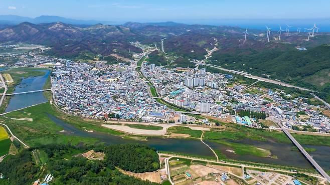 경북 영덕군 시가지 전경. 영덕군 제공