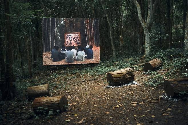 태국 작가 아라야 라스잠리안숙의 작품이 카오야이 아트 포레스트에 설치되어 있다. / 제공. Khao Yai Art Forest