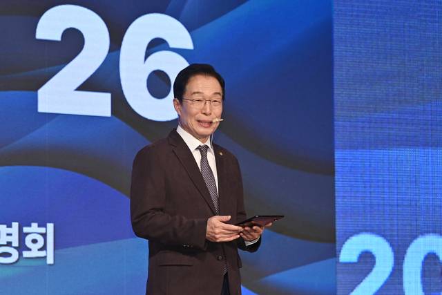 임종식 교육감이 '경북교육 2030 대전환' 선포식에서 정책방향을 밝히고 있다. 경북교육청 제공