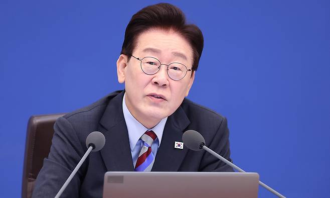 이재명 대통령이 9월 29일 청와대에서 열린 국무회의에서 발언하고 있다. 청와대통신사진기자단