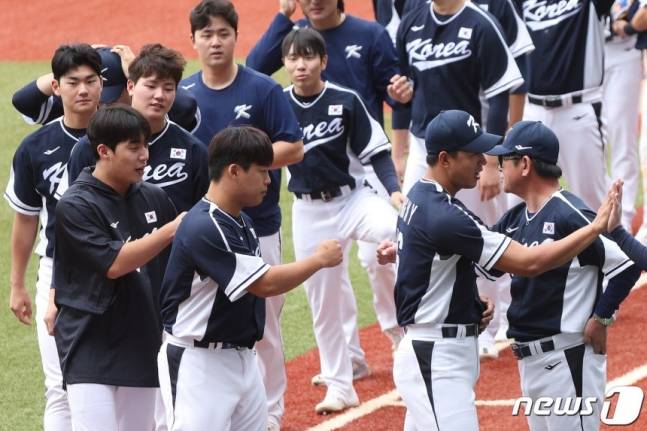 2022 항저우 아시안게임에 나섰던 야구 대표팀 선수들. /사진=뉴스1