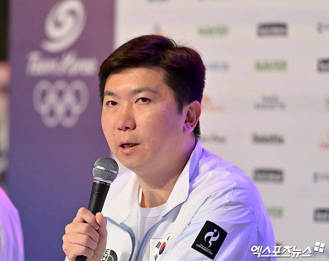유승민 대한체육회장이 4일 일본 나고야의 코리아 하우스에서 열린 2026 아이치·나고야 아시안게임 결산 기자회견에서 발언하고 있다. 사진 김한준 기자