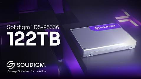 솔리다임의 122TB QLC 기반 eSSD 신제품 'D5-P5336'.솔리다임 제공