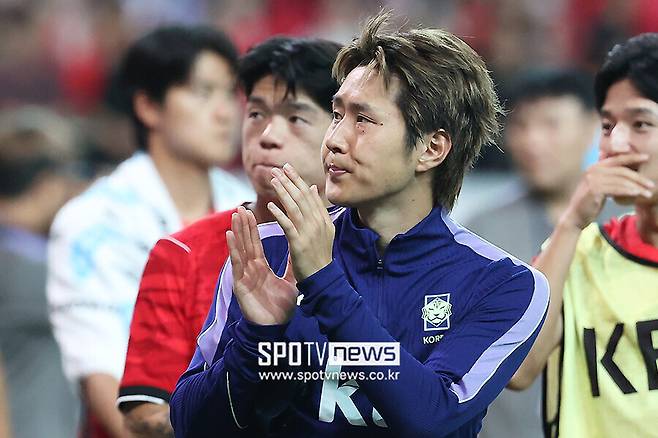 ▲ 대한민국 축구대표팀과 우루과이의 친선 경기가 28일 오후 서울월드컵경기장에서 열렸다. 1-4로 패배한 이강인이 아쉬워하고 있다. ⓒ곽혜미 기자