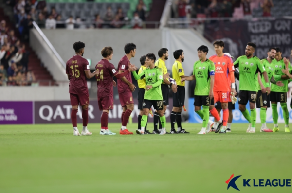 14일 전북 현대가 일본 고베 미사키 파크 스타디움에서 열린 2026-2027 아시아축구연맹 챔피언스리그 엘리트(ACLE) 리그 스테이지 2차전 원정경기에서 비셀 고베에 0-2로 졌다. (전북 현대). /사진=한국프로축구연맹