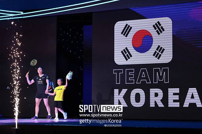 ▲ 한국 배드민턴은 내년 10년 만에 수디르만컵 정상 탈환에 도전한다. 마지막 우승은 2017년 호주 골드코스트에서 열린 15회 대회다. 이후 4회 연속 중국에 정상을 넘겨줬다. 사진은 2025년 결승 당시 안세영.