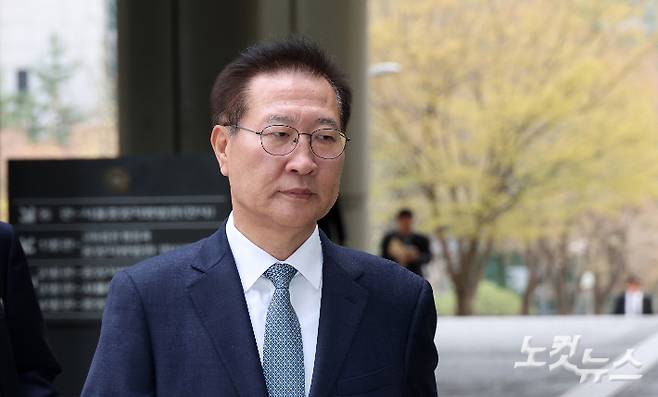 박성재 전 법무부 장관이 지난 3월 31일 서울 서초구 서울중앙지방법원에 출석하고 있다. 류영주 기자