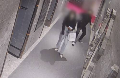 2022년 5월 부산진구에서 발생한 ‘부산 돌려차기’ 사건 현장의 폐쇄회로(CC)TV 장면. 연합뉴스TV 캡처