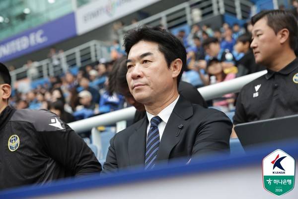 윤정환 인천유나이티드 감독. 한국프로축구연맹 제공