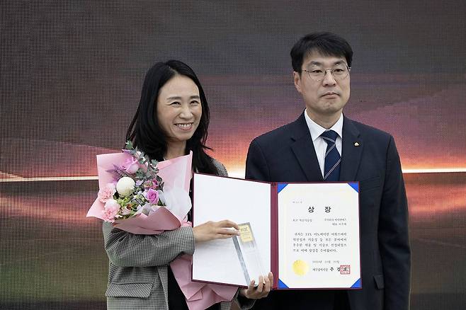 CENS가 FIX 2026 이노베이션 어워즈 AI 및 ICT 부문 최고혁신상을 수상했다 / 출처=IT동아